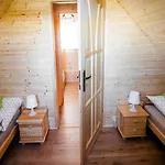 Dom wakacyjny Chic Homes For Up To 6 People In *