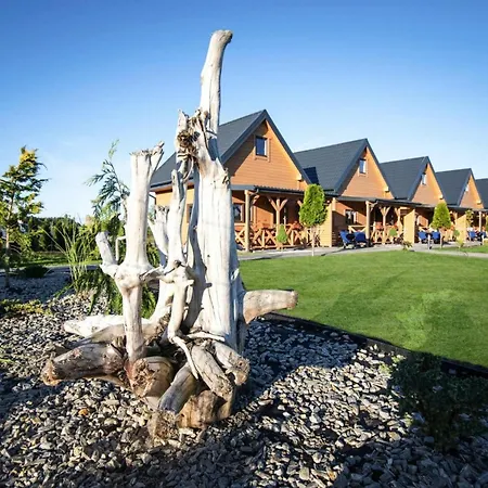 Chic Homes For Up To 6 People In ウストカ