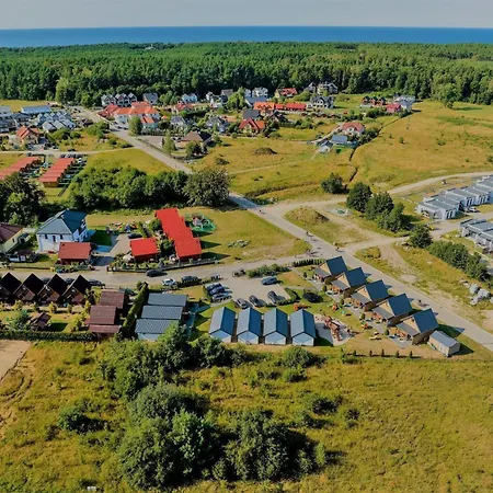 Chic Homes For Up To 6 People In 別荘 *