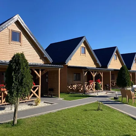 Chic Homes For Up To 6 People In ウストカ